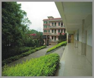 长沙服装工业学校