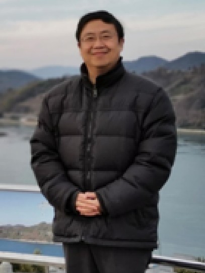 吴平(北京语言大学教授)