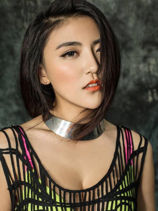 岳亮(中国内地女演员)