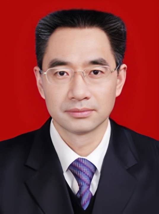 叶战平