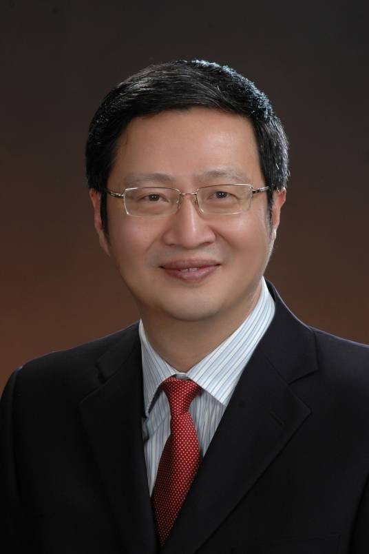 张晋(湖北省人大常委会委员、教科文卫委员会副主任委员)