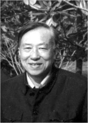 陈模(北京市文联原党组书记、副主席)