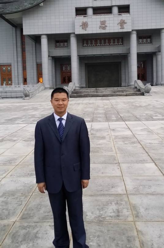 郭德华（心理咨询师培训师）