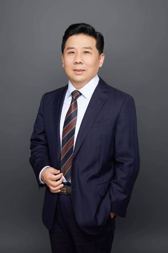 周鹏(律师)