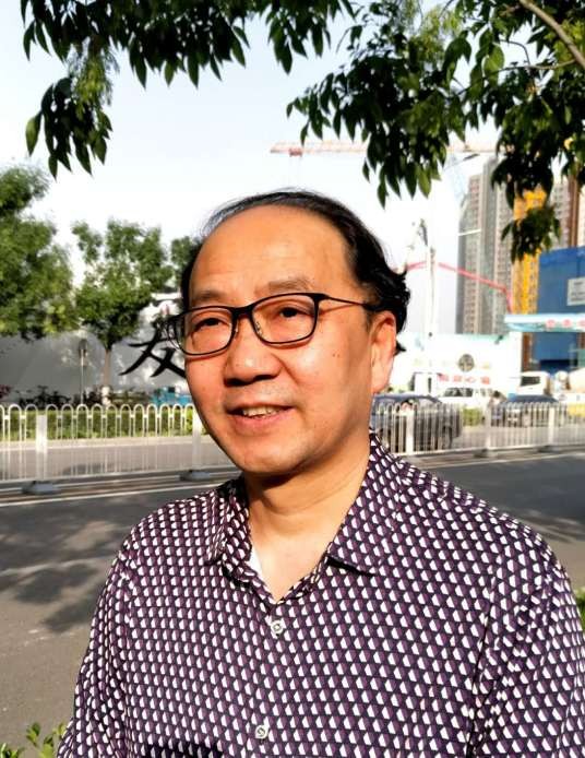 张红星（总政歌舞团著名手风琴演奏家）