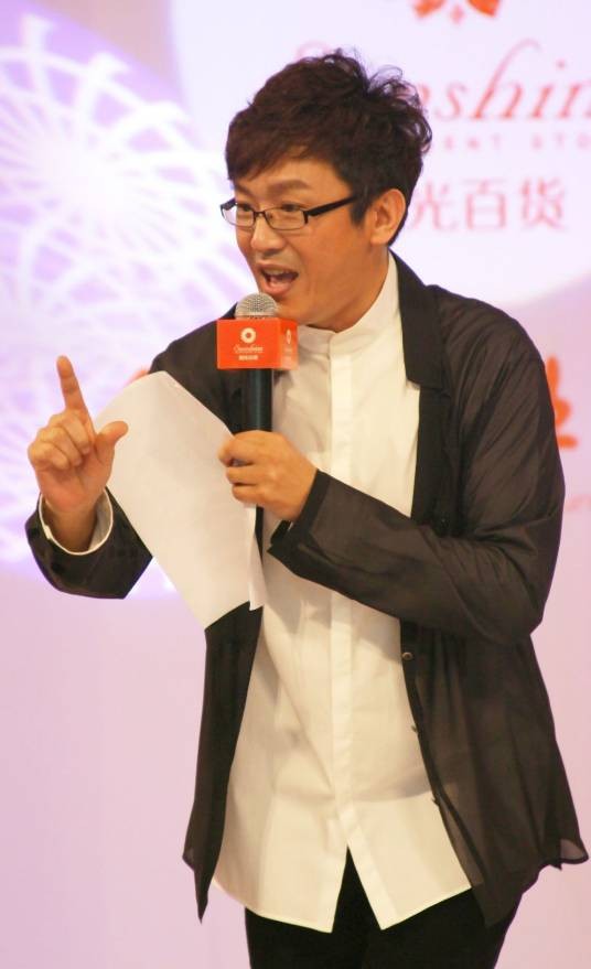 尚可（主持人）