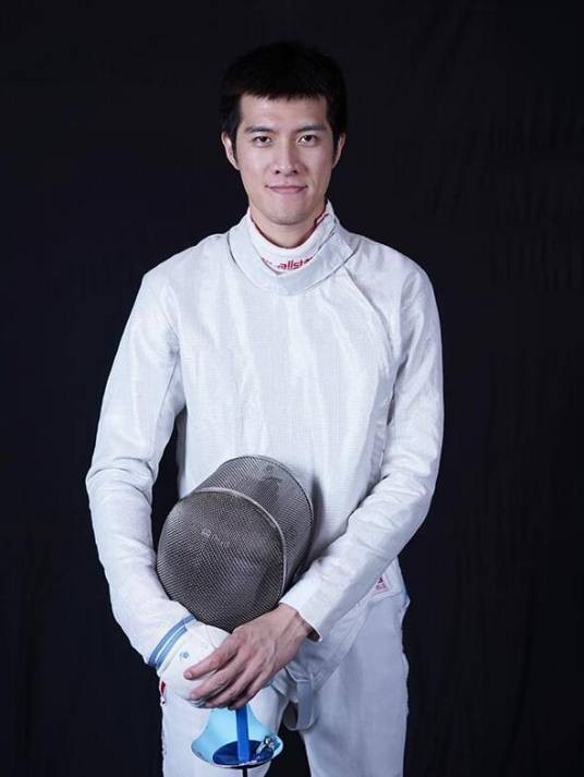 许英明