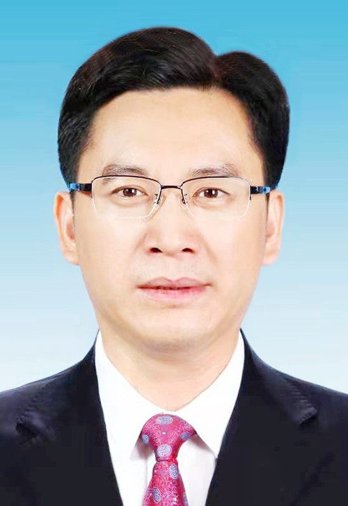 陈必昌（山东省东营市委副书记，市政府市长、党组书记）