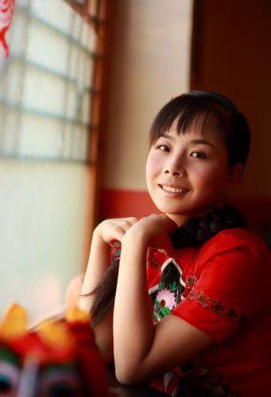 一对对鸳鸯水上漂（王二妮演唱歌曲）