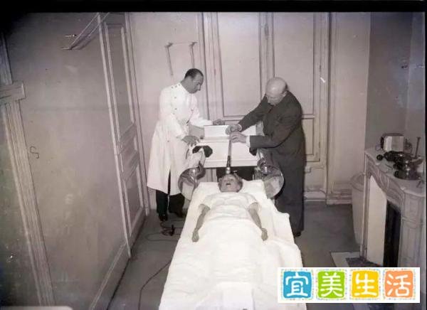 印度出柜王子呼吁禁止扭转治疗,他曾接受电击改变性取向丨彩虹奶爸