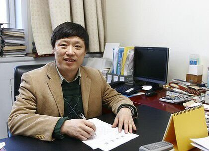 《环球时报》总编辑胡锡进是公务员吗?