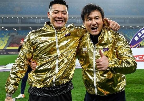 泰山领队舒畅，怒斥郝伟以权谋私捞钱找女人，你怎么看？