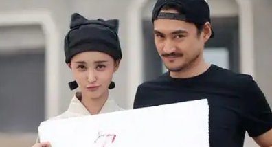 张歆艺探班老公袁弘给粉丝签名,他们夫妻二人因何结缘?