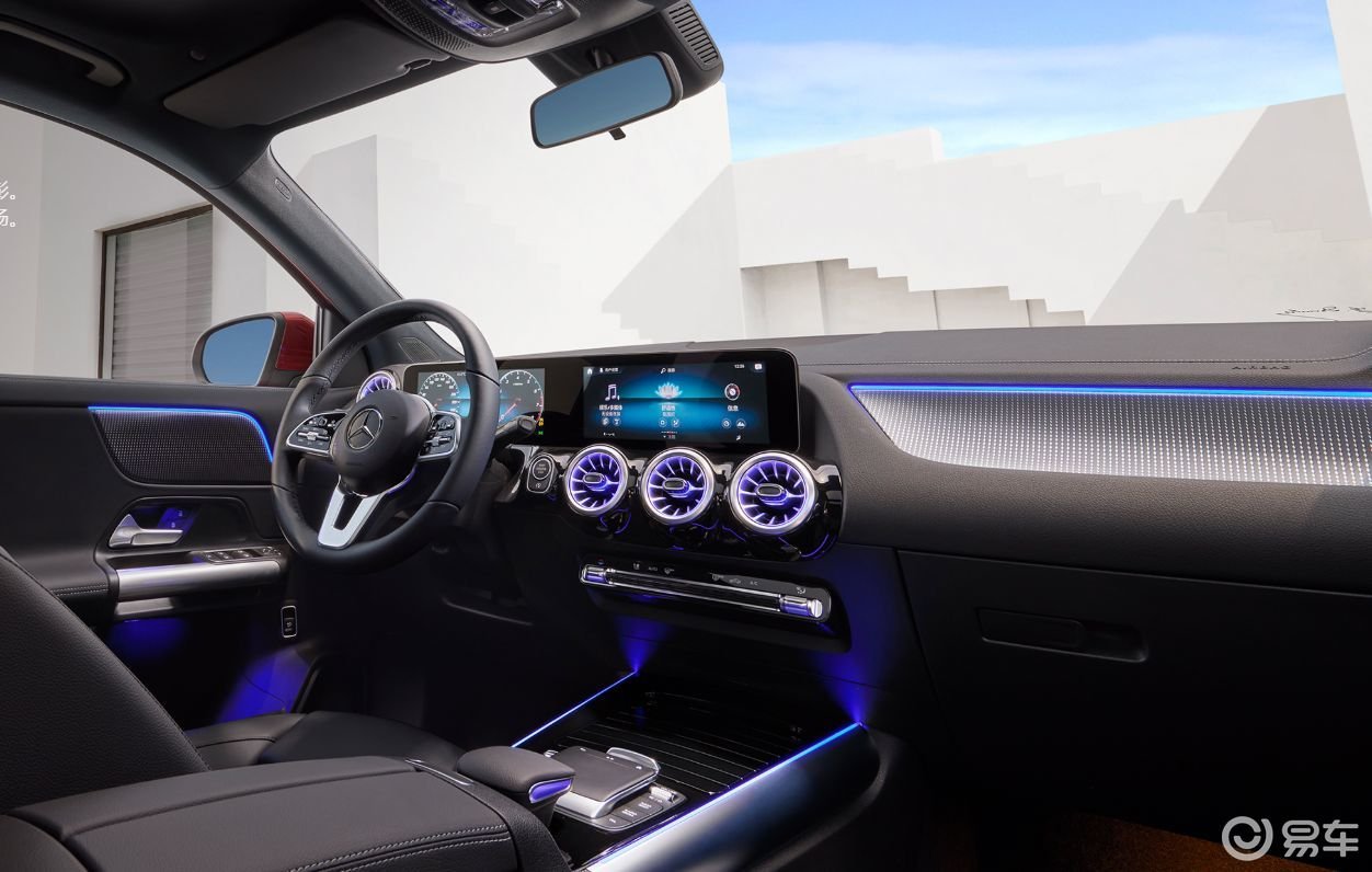 宝马X2、奔驰GLA、奥迪Q3,适合年轻夫妻的精品SUV
