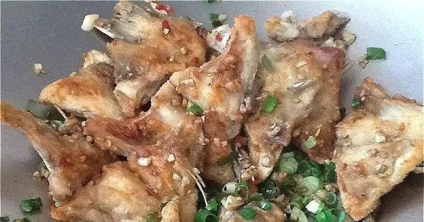 怎样做出家常菜系列之椒盐鱼下巴