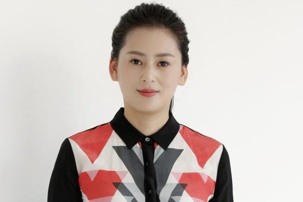 非诚勿扰新女嘉宾黄岚是干什么的