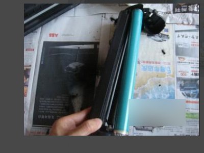 hp原装硒鼓怎么加粉?