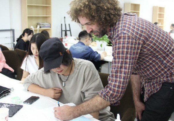 艺术留学机构sia和斯芬克哪家好