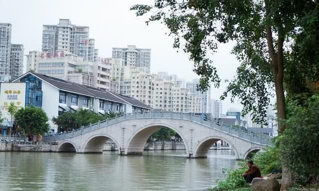 浙江最土豪的三个城市