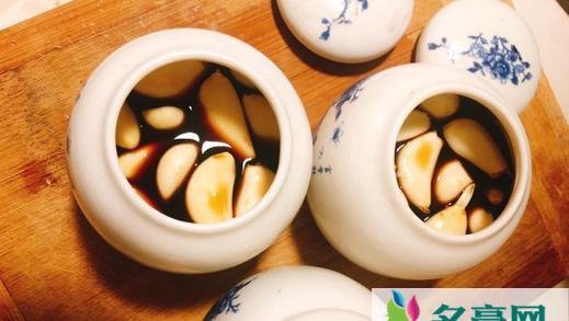 腊八蒜用煮过的醋好还是不煮的好 腊八蒜的功效与作用
