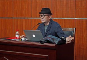 吴勇曾表示书籍设计是一种情怀,他对插图和选材是如何考究的?