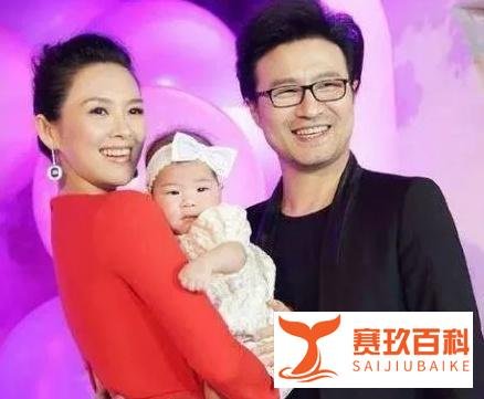 汪峰当初向章子怡求婚时,花光了自己卡上所有的钱,给章子怡买了个房