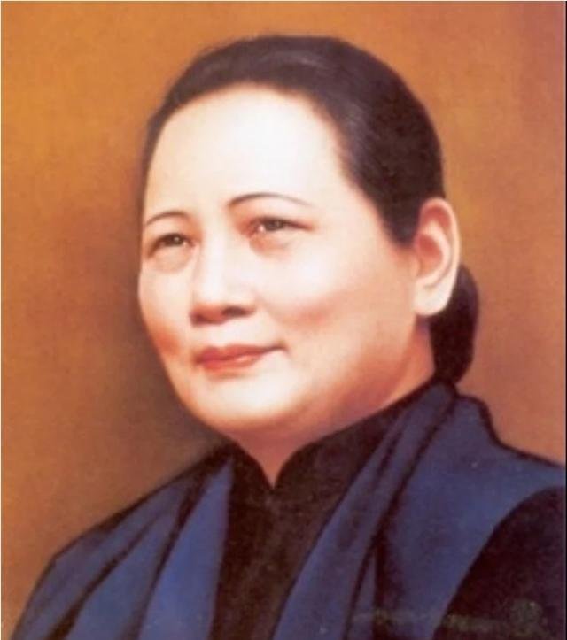 宋庆龄明明是女士，为什么被称为“先生”？