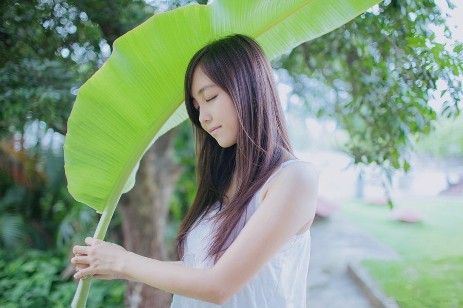 公交车上女孩遭遇咸猪手,为何没有人出手帮忙?