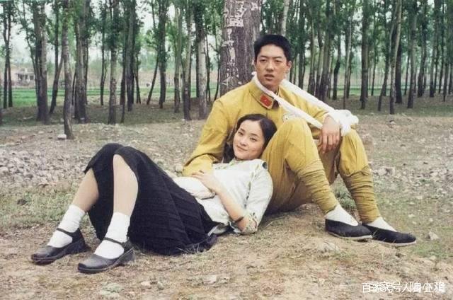 家庭背景显赫的凌潇肃看似“花心”,其实却是一个重感情的人,为什么?