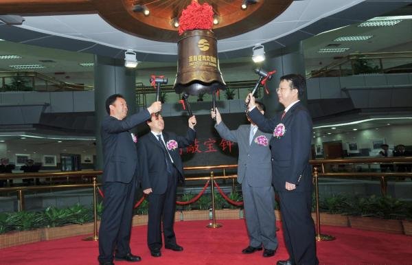 山东高密首富：21岁援疆，4万资本吞并国企，A股上市，市值201亿