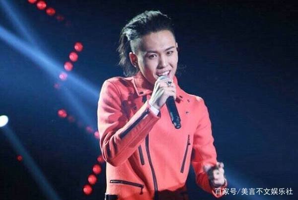因《好声音》爆火的张玮，8年后沦为小配角，他为何没能红下去？