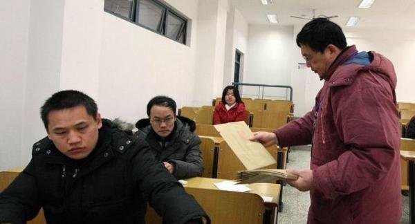 二建市政泄题？深度还原建造师考试历史泄题案，最后都是这样处理