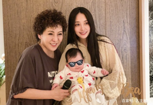 向佐喊话向太,疑似对夫妻现状不满,到底怎么回事?