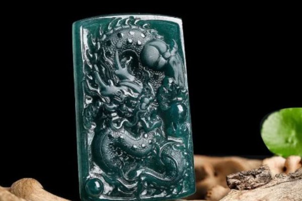 世界上十大最珍贵的宝石排名