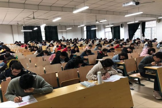 2023年上半年英语六级考试什么时候考试?