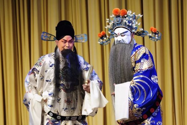 春秋笔剧情简介