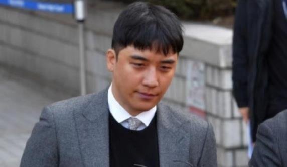 非法拍摄中国女性的韩星李胜利出狱,因涉及性接待等九项罪名入狱