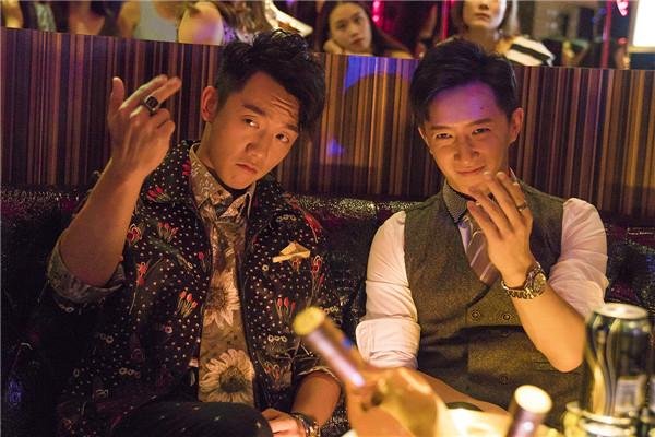 郑恺代言奶茶被指涉嫌诈骗,超7百人上当涉案过亿元,造成的损失该谁承担?