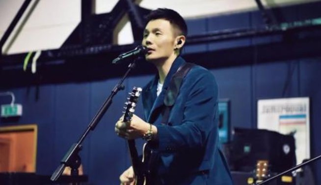 好声音史上最年轻导师已经官宣确定，不是华晨宇，你怎么看？