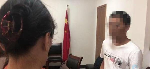老师数次无故辱骂初一女学生,校方:已予撤职处理