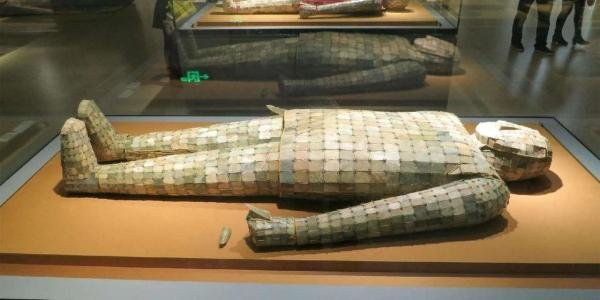 盗墓笔记物质史——玉俑是真实存在的么？