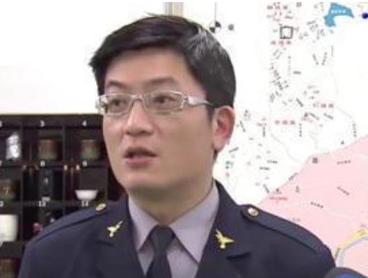 终于瞒不住了,霍建华哥哥曝光,长相惹争议,他的哥哥到底是谁?