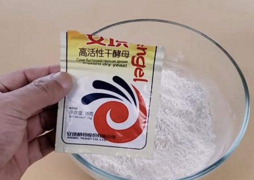 老公误把酵母粉当感冒药给老婆喝，是真的分不清还是故意的？