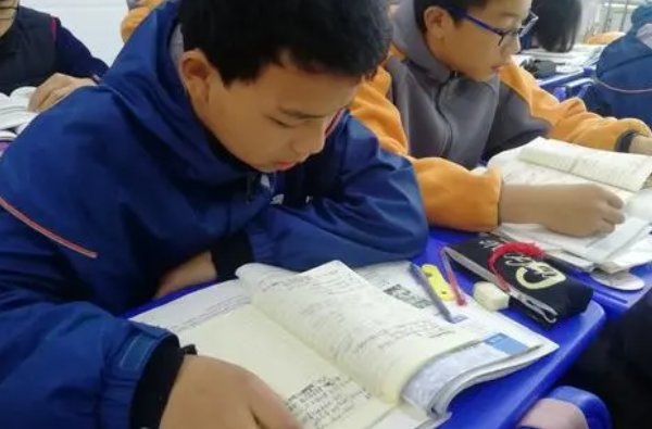 豁然开朗近义词