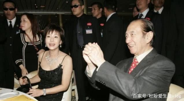 赌王“最丑”女儿何超雄：对5千亿家产没兴趣，如今过得怎么样？