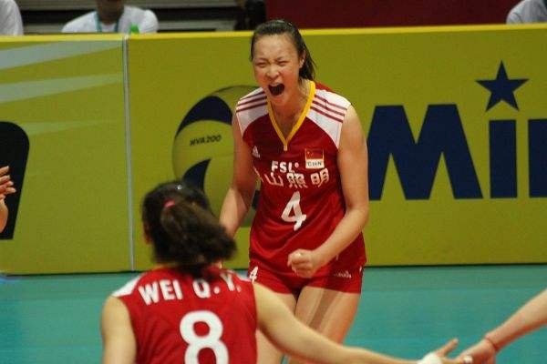 女排队长惠若琪，实力处于巅峰期，为何选择提前退役？