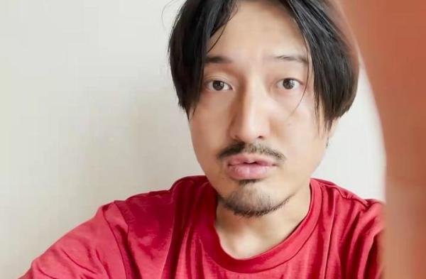 王传君终于官宣恋情！直呼齐溪为我家老师，两人姐弟恋疑似已有娃