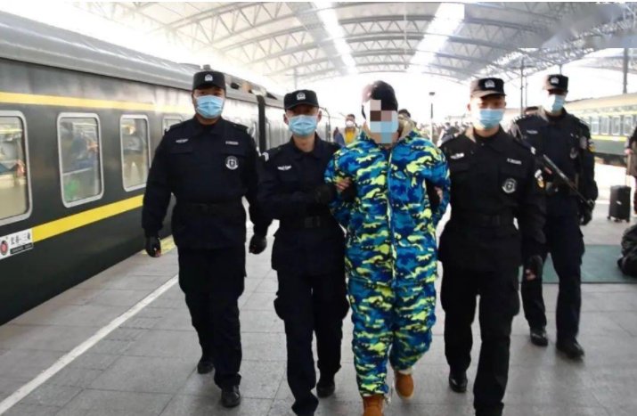 沈阳警方通报地铁九号线伤人案，这起案件的原委是怎样的？
