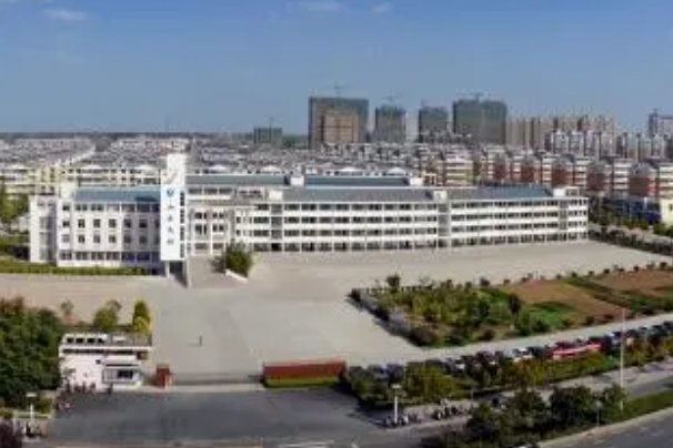 滨海永宁路实验小学校长