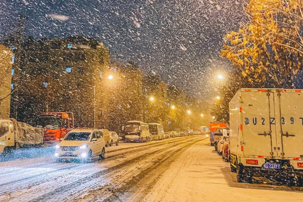大雪纷飞怎么造句